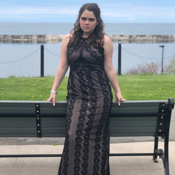 Nightway / Morgan and Co Black Sparkle Lace Gown - Picture 7 of 8